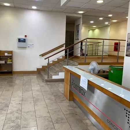 Spacious 2 Bedroom At The Postbox Birmingham